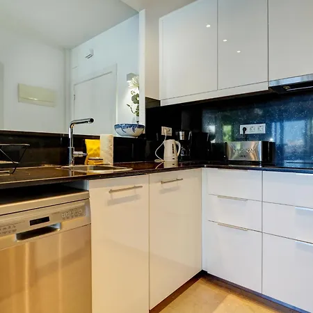 Mediterraneo Seaview By Hello Homes Apartamento