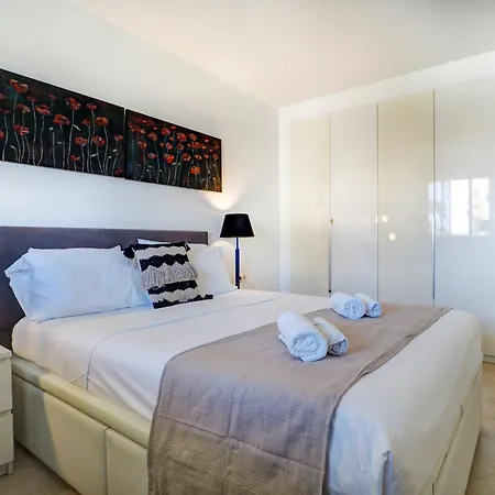 Apartment Mediterraneo Seaview By Hello Homes *