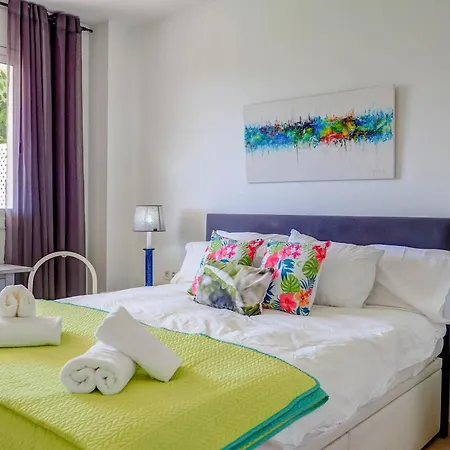 Apartman Mediterraneo Seaview By Hello Homes