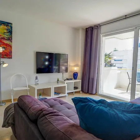 Apartman Mediterraneo Seaview By Hello Homes *