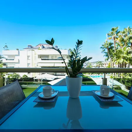 Mediterraneo Seaview By Hello Homes * Σίτζες