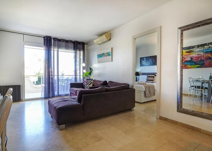 Mediterraneo Seaview By Hello Homes