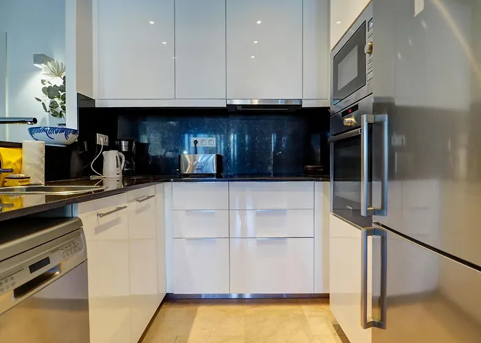 Mediterraneo Seaview By Hello Homes *